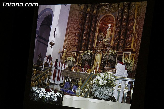 Presentacin Cuadernos de La Santa 2014 - 41