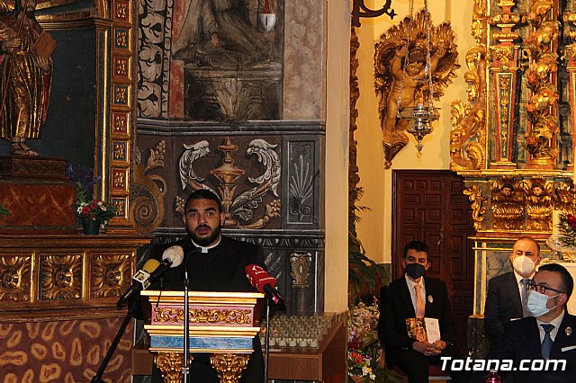 Presentacin Cuadernos de la Santa 2021 - 17