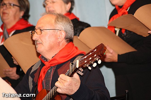 III Certamen de Cuadrillas de Navidad a beneficio de 