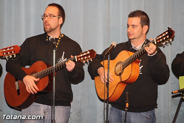 III Certamen de Cuadrillas de Navidad a beneficio de 