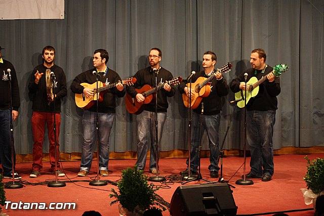 III Certamen de Cuadrillas de Navidad a beneficio de 