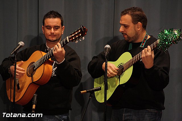 III Certamen de Cuadrillas de Navidad a beneficio de 