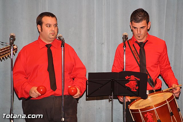 III Certamen de Cuadrillas de Navidad a beneficio de 