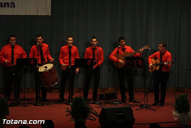 III Certamen de Cuadrillas de Navidad a beneficio de 