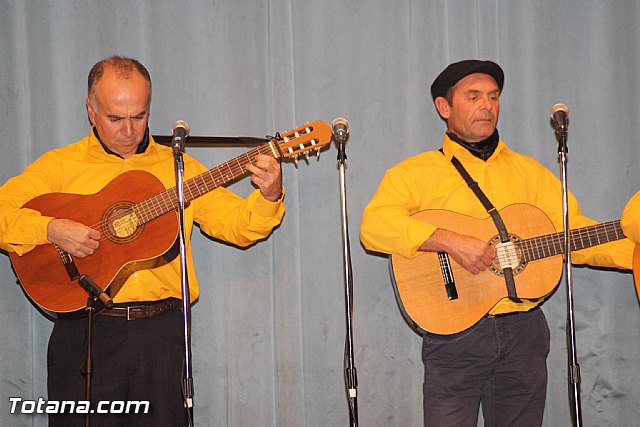 III Certamen de Cuadrillas de Navidad a beneficio de 