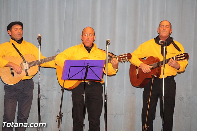 III Certamen de Cuadrillas de Navidad a beneficio de 