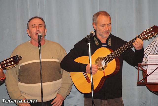III Certamen de Cuadrillas de Navidad a beneficio de 