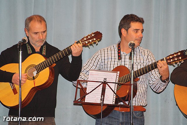 III Certamen de Cuadrillas de Navidad a beneficio de 
