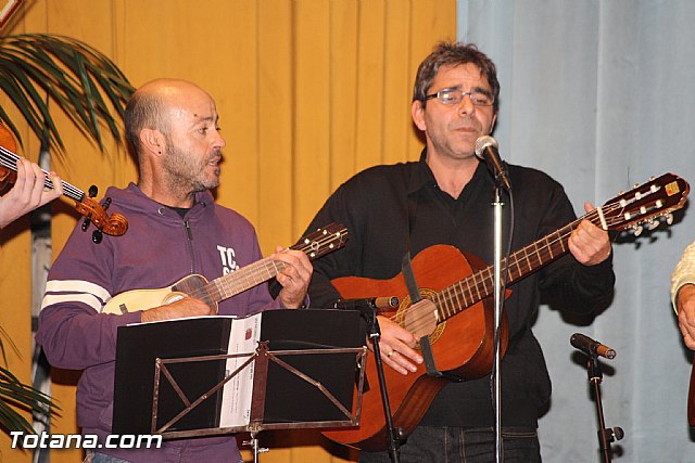III Certamen de Cuadrillas de Navidad a beneficio de 