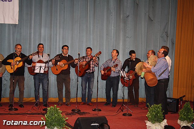 III Certamen de Cuadrillas de Navidad a beneficio de 
