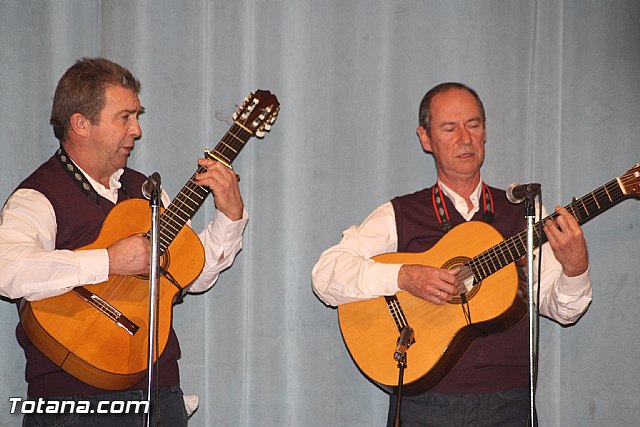 III Certamen de Cuadrillas de Navidad a beneficio de 