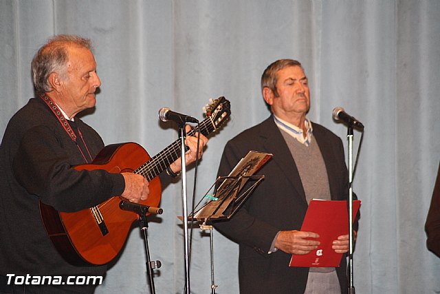 III Certamen de Cuadrillas de Navidad a beneficio de 