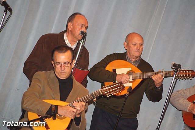 III Certamen de Cuadrillas de Navidad a beneficio de 