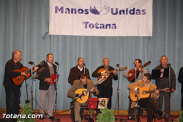 III Certamen de Cuadrillas de Navidad a beneficio de 