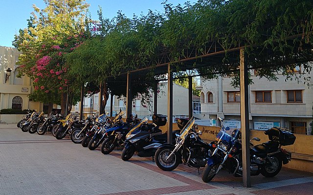 Ofrenda floral de Totana Custom, imposicin de parches a los nuevos socios y cena de hermandad 2019 - 2