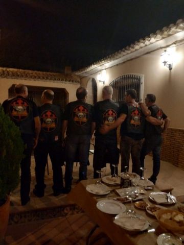 Ofrenda floral de Totana Custom, imposicin de parches a los nuevos socios y cena de hermandad 2019 - 42