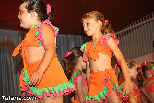 La concejala de Deportes clausura la Escuela Deportiva Municipal de Danza 2012 - 152