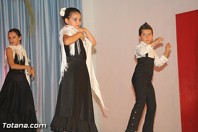 La concejala de Deportes clausura la Escuela Deportiva Municipal de Danza 2012 - 376