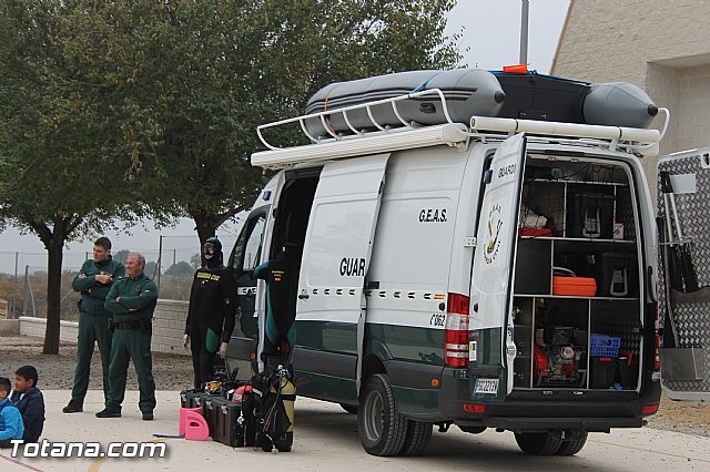 Muestra de efectivos de la Guardia Civil - Colegio Luis Perez Rueda - 8