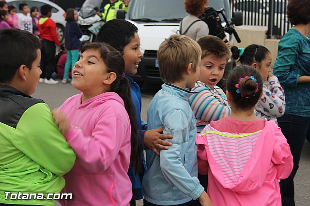 Muestra de efectivos de la Guardia Civil - Colegio Luis Perez Rueda - 76