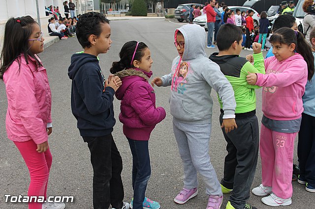 Muestra de efectivos de la Guardia Civil - Colegio Luis Perez Rueda - 77