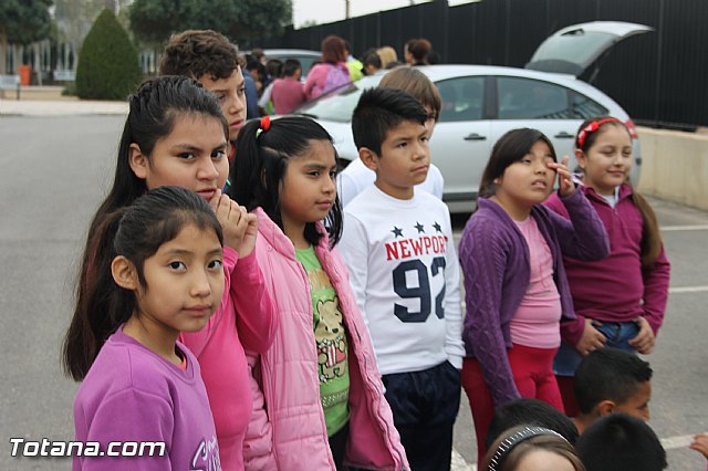 Muestra de efectivos de la Guardia Civil - Colegio Luis Perez Rueda - 85