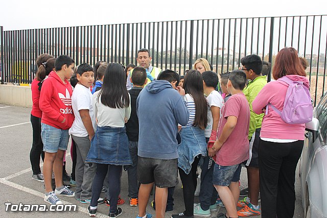 Muestra de efectivos de la Guardia Civil - Colegio Luis Perez Rueda - 89