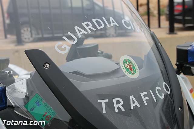 Muestra de efectivos de la Guardia Civil - Colegio Luis Perez Rueda - 103