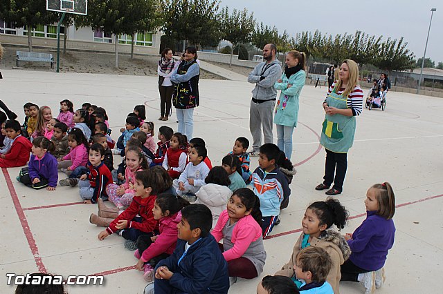 Muestra de efectivos de la Guardia Civil - Colegio Luis Perez Rueda - 147
