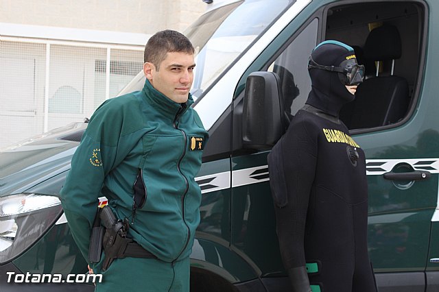 Muestra de efectivos de la Guardia Civil - Colegio Luis Perez Rueda - 150