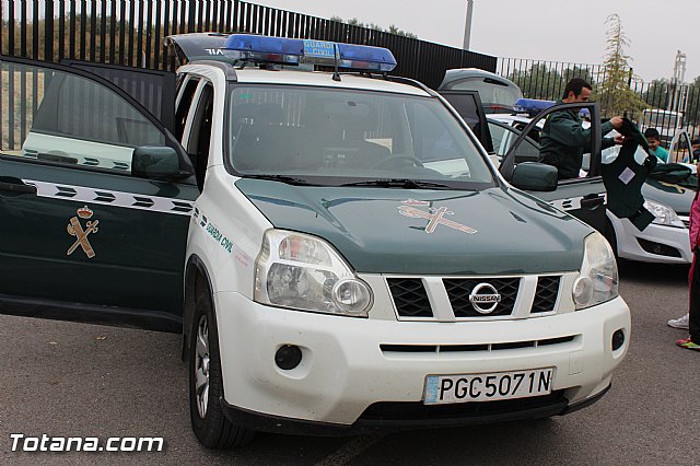 Muestra de efectivos de la Guardia Civil - Colegio Luis Perez Rueda - 176