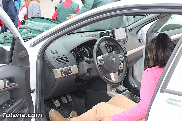 Muestra de efectivos de la Guardia Civil - Colegio Luis Perez Rueda - 181