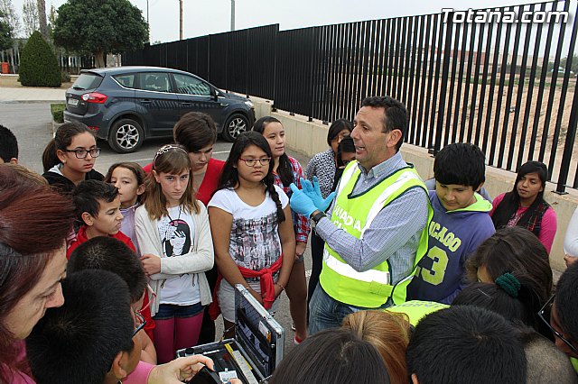 Muestra de efectivos de la Guardia Civil - Colegio Luis Perez Rueda - 202