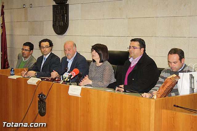 Vicente del Bosque apoya a las Enfermedades Raras en Totana - 7