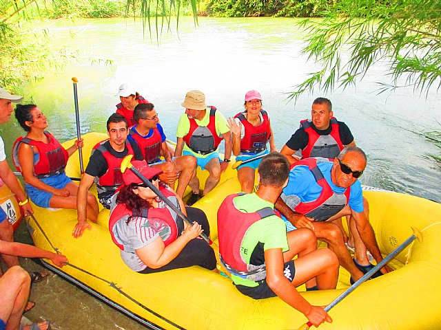 La asociacin cultural El Caico hace el descenso del Ro Segura - 2