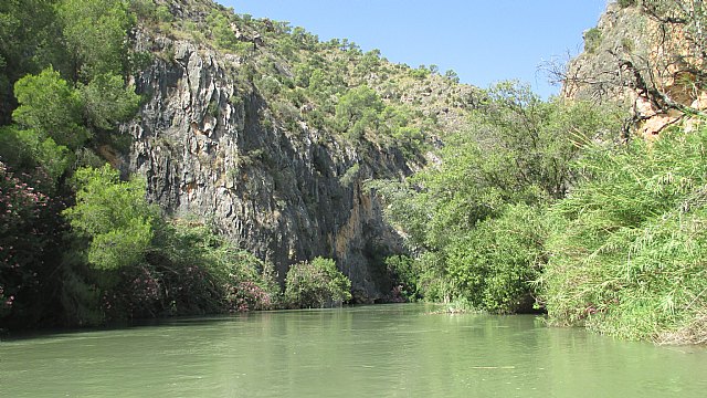 La asociacin cultural El Caico hace el descenso del Ro Segura - 15
