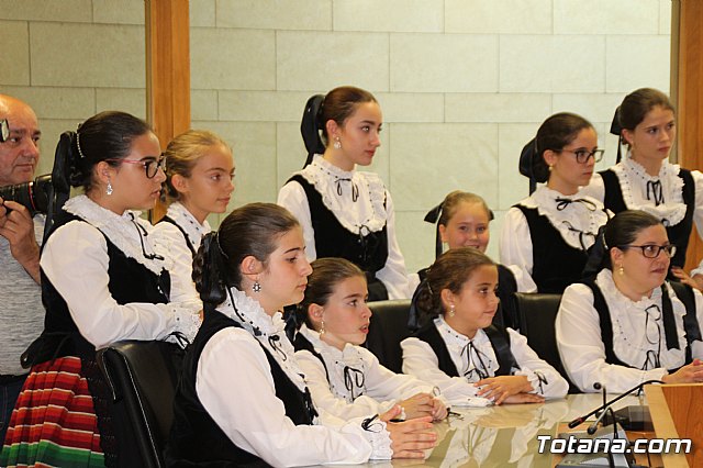 xito de organizacin y participacin de la Fiesta del Folklore y las Tradiciones 