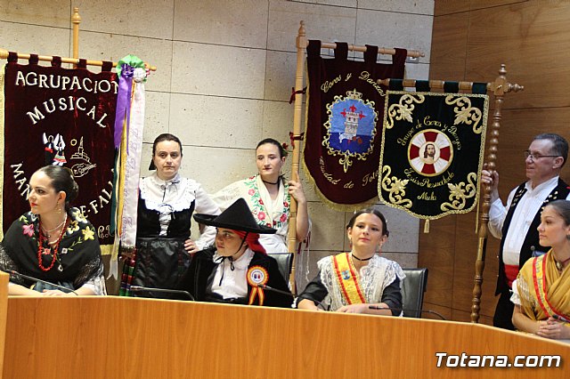 xito de organizacin y participacin de la Fiesta del Folklore y las Tradiciones 