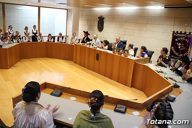 xito de organizacin y participacin de la Fiesta del Folklore y las Tradiciones 