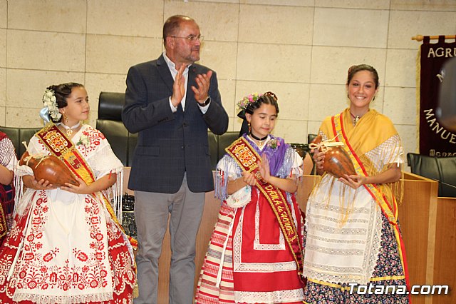xito de organizacin y participacin de la Fiesta del Folklore y las Tradiciones 