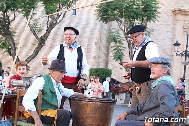 xito de organizacin y participacin de la Fiesta del Folklore y las Tradiciones 
