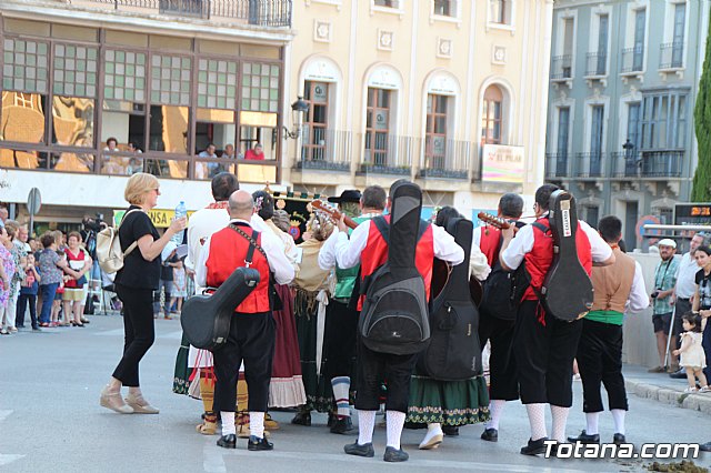 xito de organizacin y participacin de la Fiesta del Folklore y las Tradiciones 