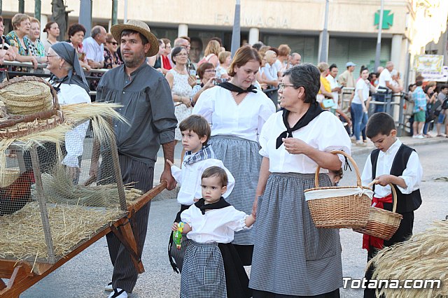 xito de organizacin y participacin de la Fiesta del Folklore y las Tradiciones 