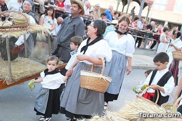 xito de organizacin y participacin de la Fiesta del Folklore y las Tradiciones 