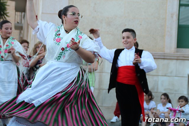 xito de organizacin y participacin de la Fiesta del Folklore y las Tradiciones 