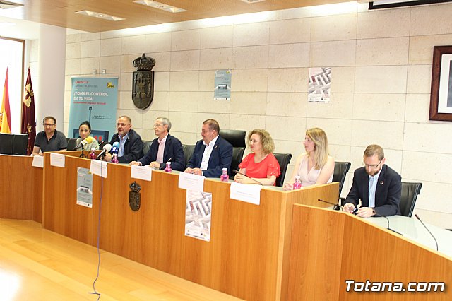  Autoridades regionales y locales de los municipios de Totana, Alhama y Aledo clausuran el programa Labor y entregan los diplomas a los participantes del curso 2018/2019 - 14