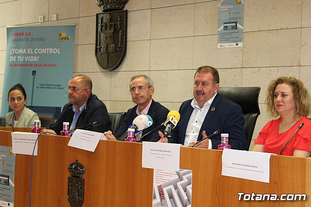  Autoridades regionales y locales de los municipios de Totana, Alhama y Aledo clausuran el programa Labor y entregan los diplomas a los participantes del curso 2018/2019 - 19