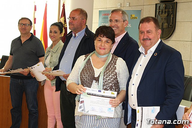  Autoridades regionales y locales de los municipios de Totana, Alhama y Aledo clausuran el programa Labor y entregan los diplomas a los participantes del curso 2018/2019 - 41