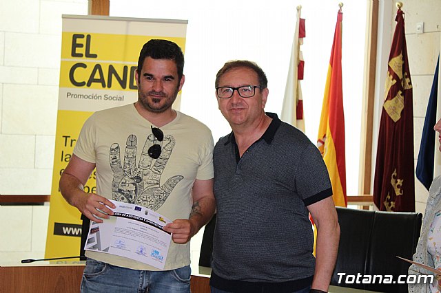  Autoridades regionales y locales de los municipios de Totana, Alhama y Aledo clausuran el programa Labor y entregan los diplomas a los participantes del curso 2018/2019 - 43