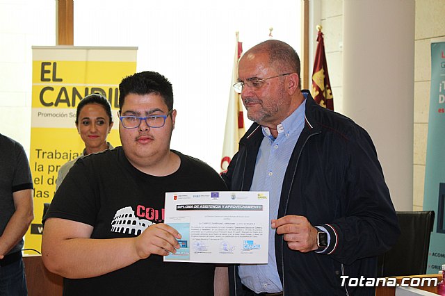  Autoridades regionales y locales de los municipios de Totana, Alhama y Aledo clausuran el programa Labor y entregan los diplomas a los participantes del curso 2018/2019 - 66